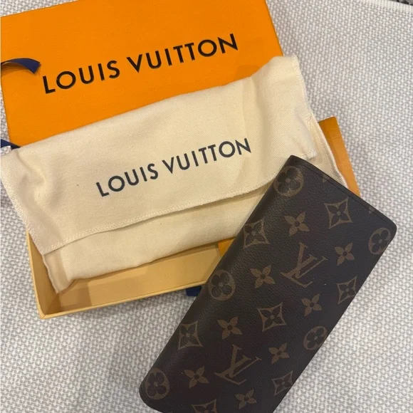 Louis Vuitton Monogram Wallet - Picture 3 of 8